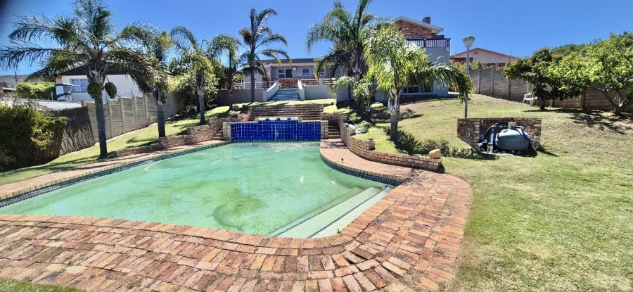 4 Bedroom Property for Sale in Cotswold Eastern Cape